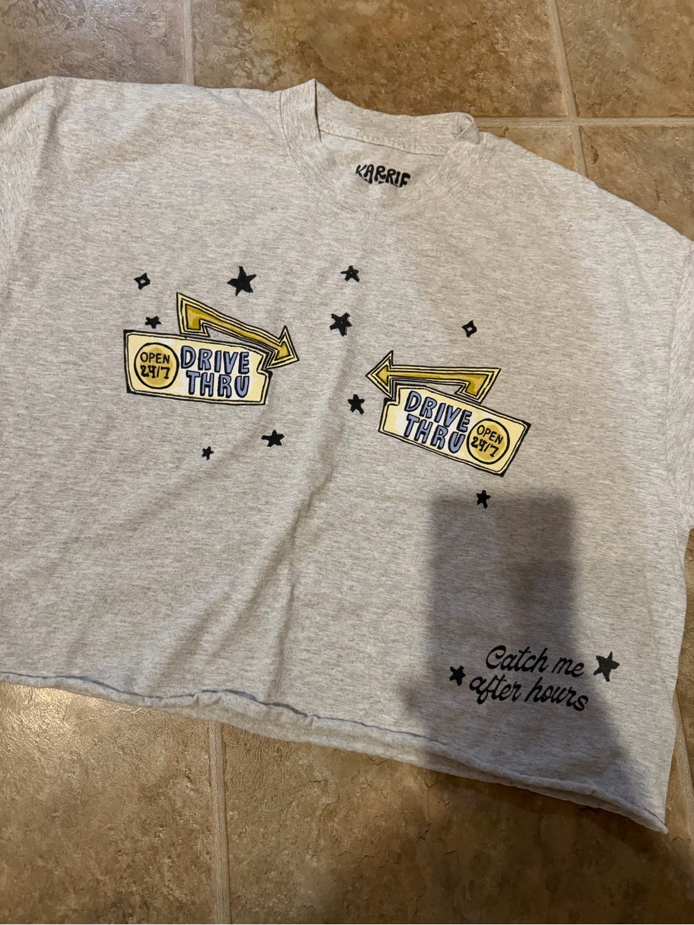 Karrie Locher Grey 'Drive Thru' Short Sleeve Tee - Size L, EUC